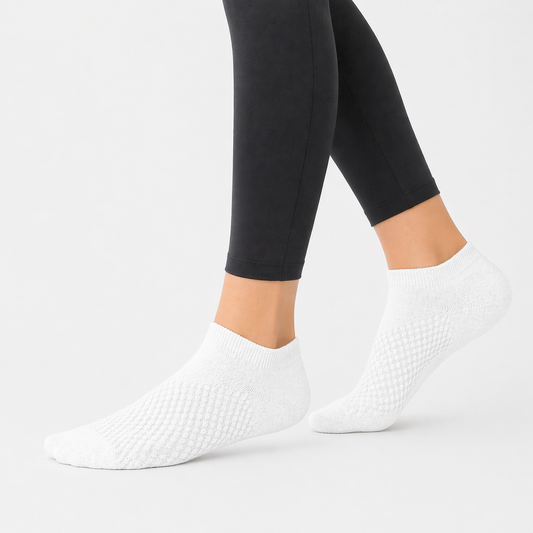 جوارب رياضي نسائي أبيض 3 قطع | Women’s White Sports Socks Set (3 Pairs)