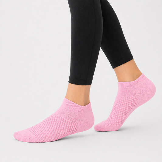 جوارب رياضي نسائي 3 قطع | Women’s Sports Socks Set (3 Pairs)